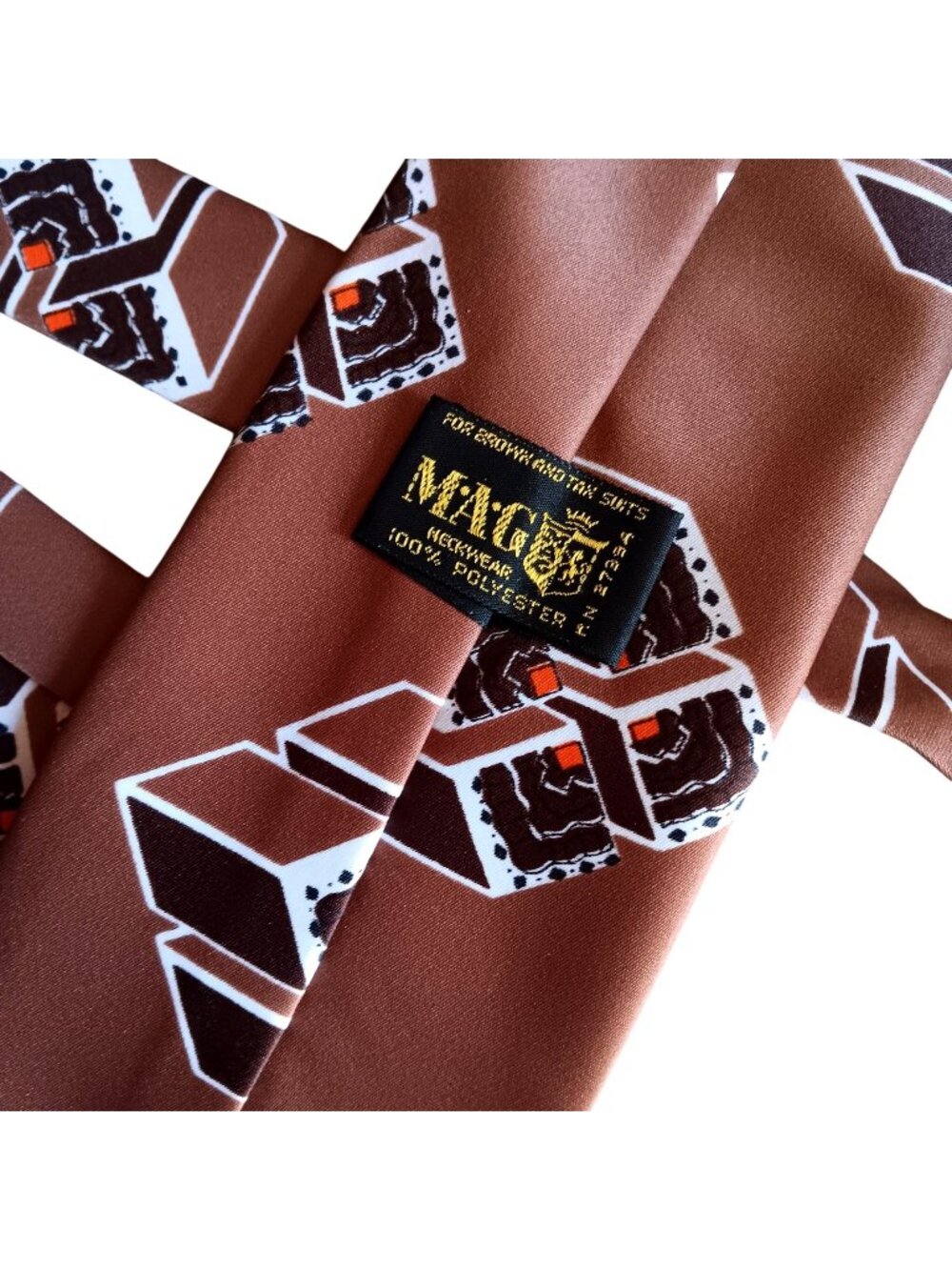 True Vintage Necktie 1970's Mens Brown Tie Geometric 3D Cube 54" Polyester